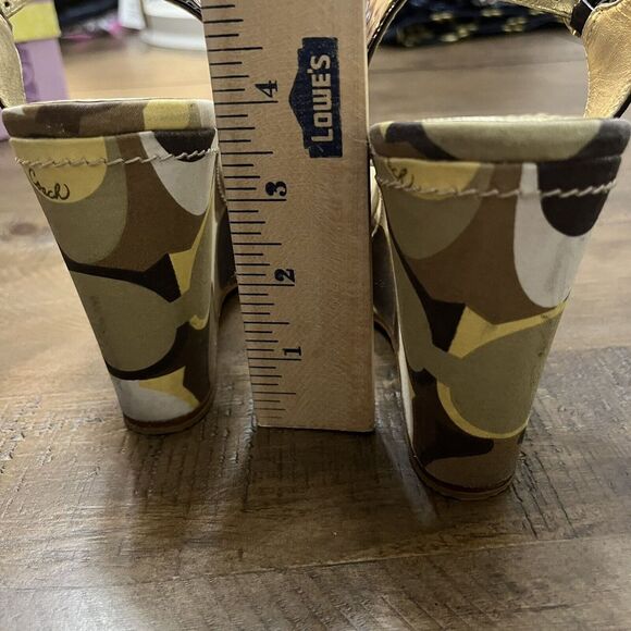 Coach Black Monogram Scribble Klara Wedge Sandals Size‎ 7.5C - Picture 7 of 7